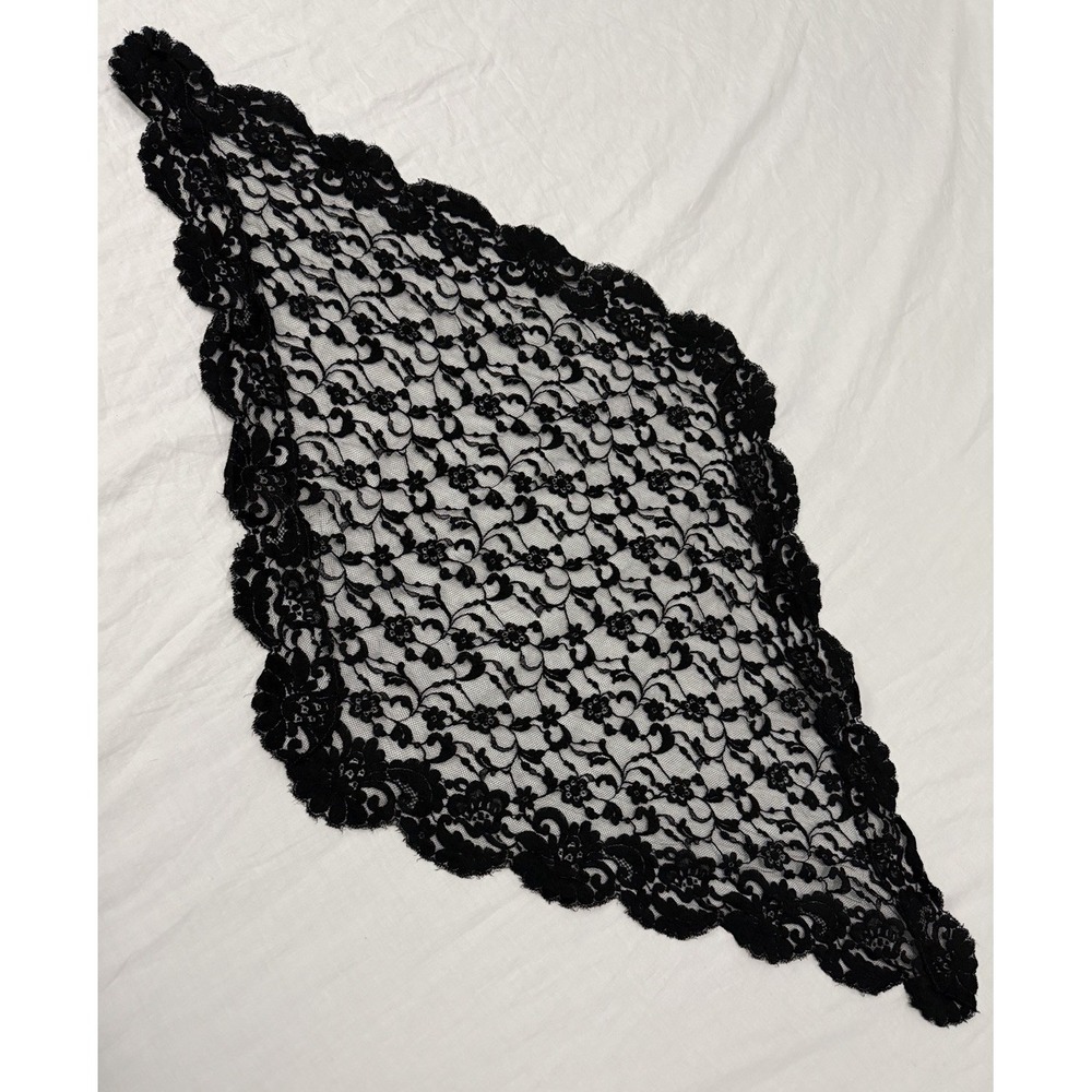 Vintage Black Lace Mantilla Head Church Scarf Triangle Diamond Shape